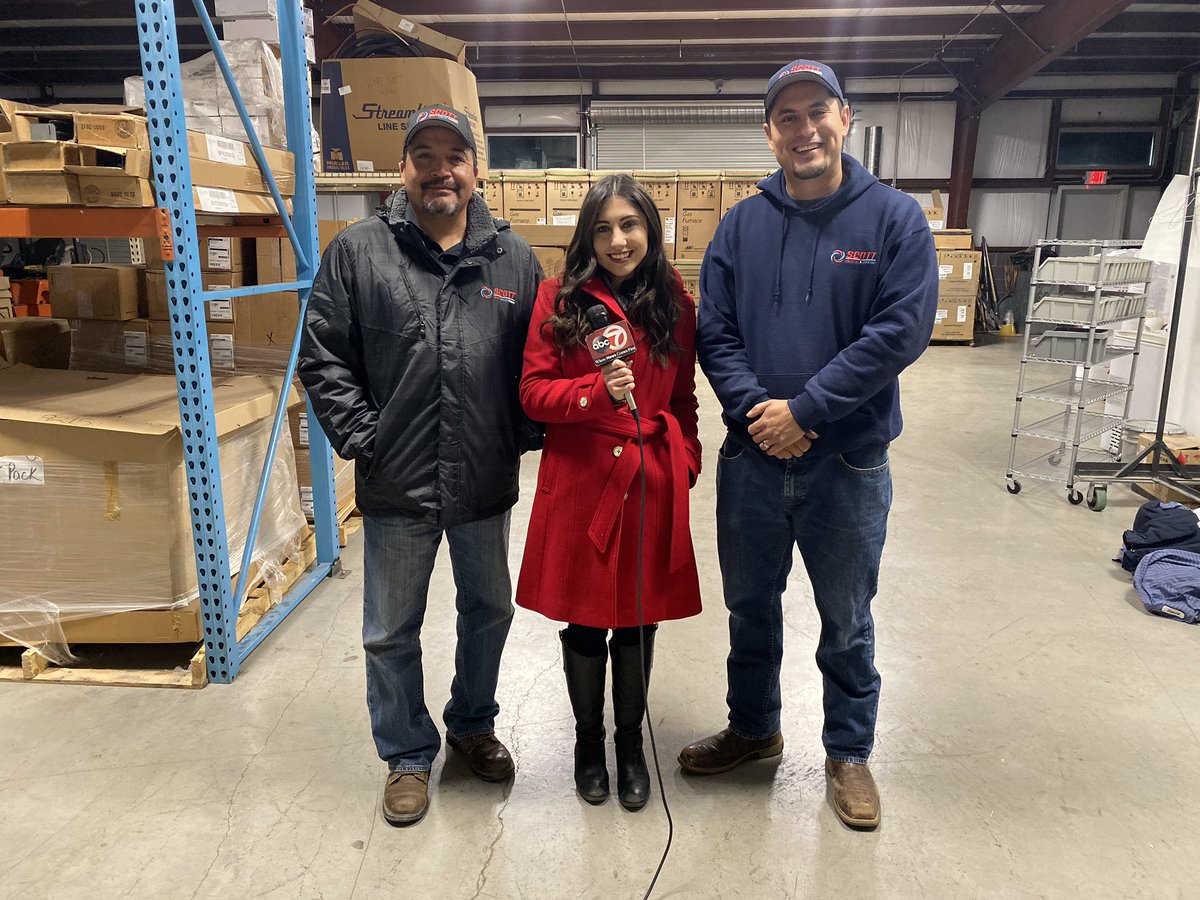 OttilieMadeline's tweet photo. #ABC7FirstAlert coverage continues! We’ve got live tips from Scott Heating &amp; Cooling about heating your home and saving 💸💸💸 this winter! https://t.co/6qVwEbyfzk