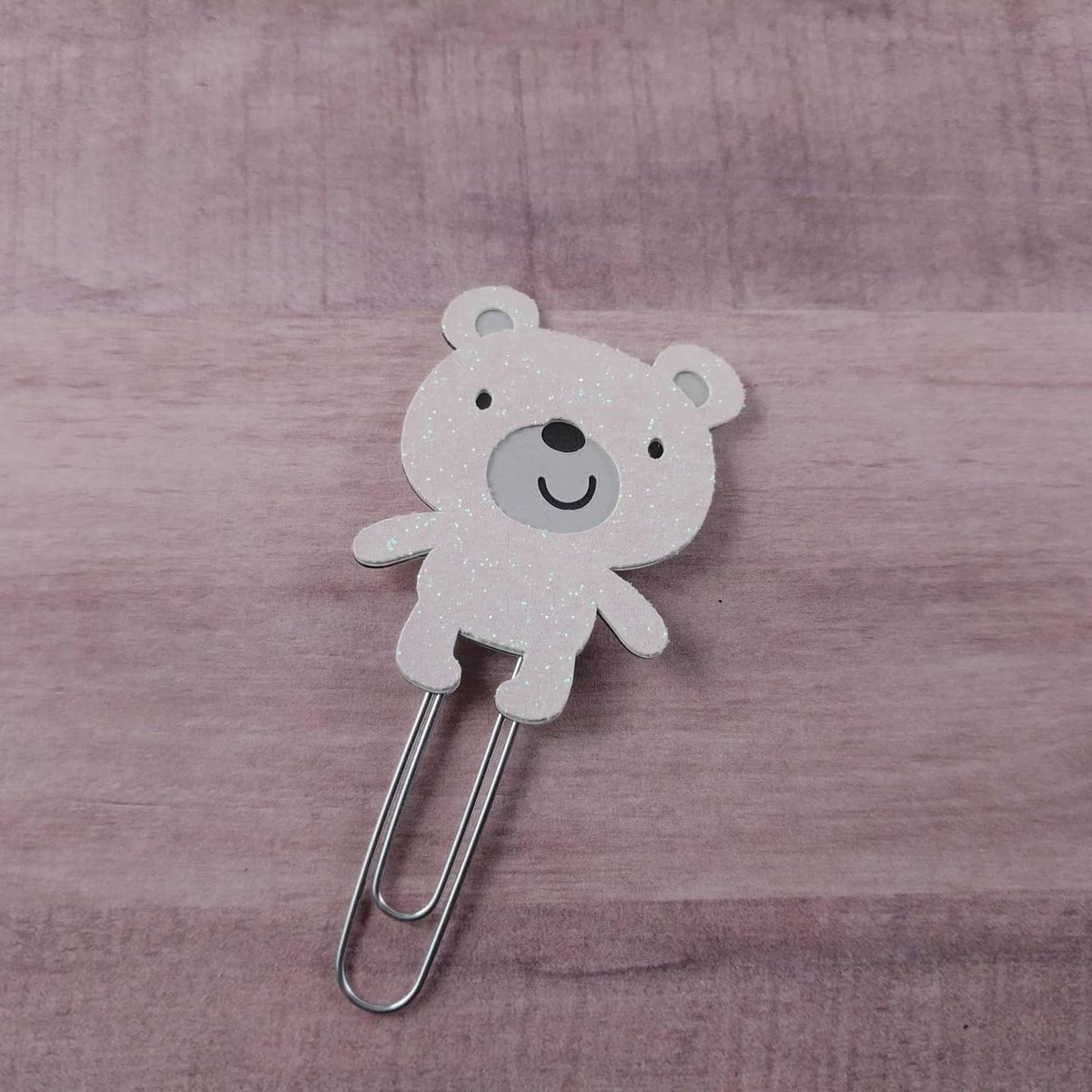 CraftScissors's tweet photo. Sneak peek of another new release for tonight. You can choose with or without a bow. And pick your color of bow! Tonight at 8 pm cst!
#runwithcraftscissors #etsy #planwithme #plannercommunity #plannercommunity #plannerclip #plannerlife #plannergirl #plannernerd #eclp #tn https://t.co/mIg3YbDk23