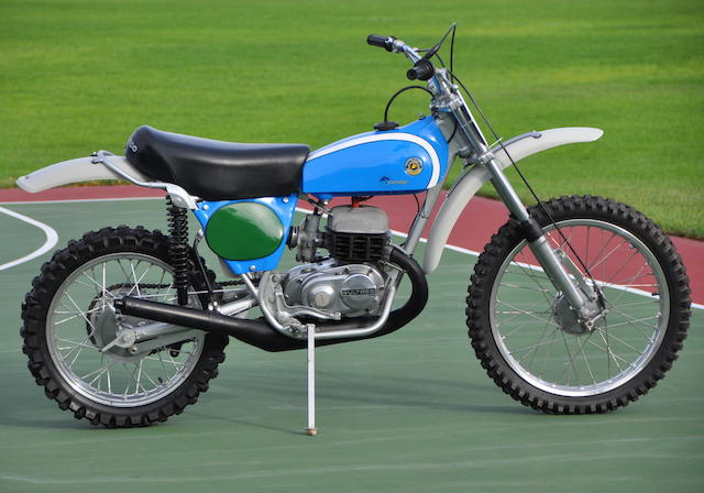 stcityclassics's tweet photo. Two stroke dirt bikes are rocketing up the collectables charts right now, here is one of the rarer bikes produced, the superb Bultaco Pursang :)

https://t.co/UK8631WHPz 01142525400

#classicdirtbike #twostrokesrule #bultacopursang https://t.co/o4QoWTOQZy
