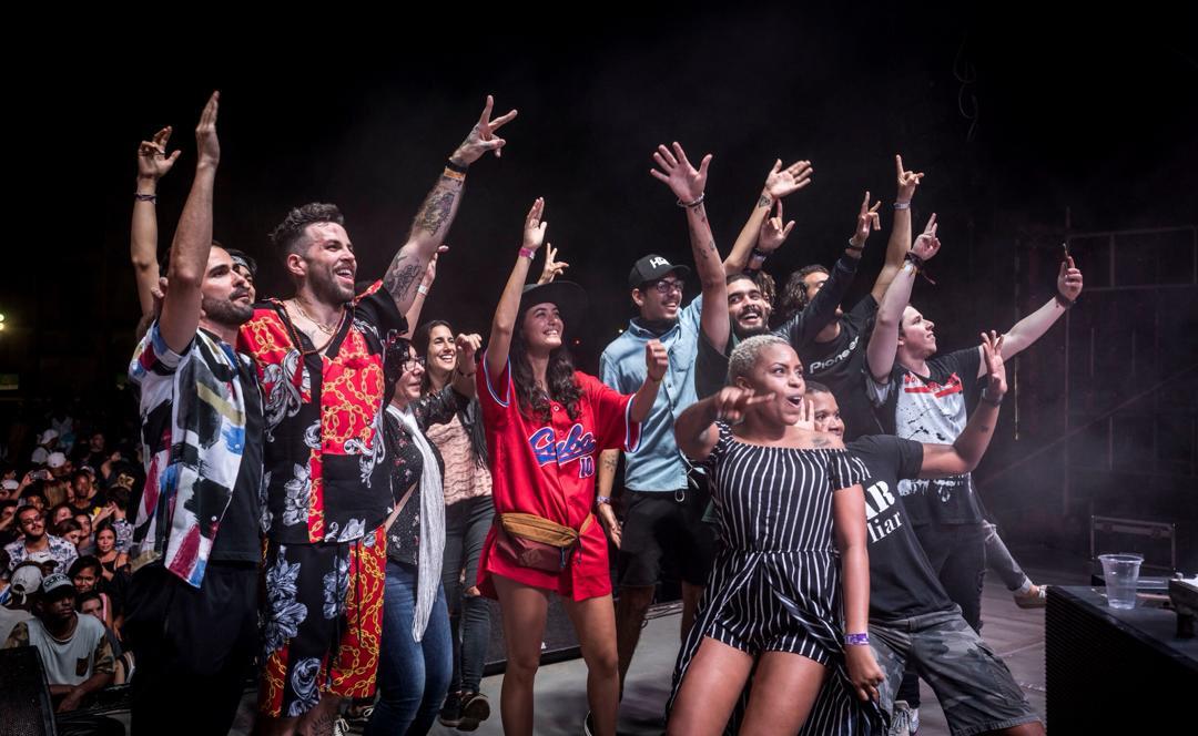 Ley_dj's tweet photo. Cuánto me ha dado Cuba en esta semana, ¡TANTO! 😍

Aquí tenéis un pequeño resumen en imágenes de lo increíbles que han sido estos días. 📸

Gracias enormes al equipo Eyeife Festival y a mis compañeros de viaje. ✨

#dskpop #cuba #leydj #cubatour #lahabana https://t.co/G1znRvKuIh