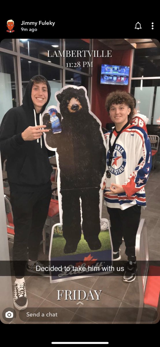 DrewVogel8's tweet image. Happy birthday to my dawg, miss u man live it up❤️😎 @LandonLinks18  #ripclaw #JJ #winnys