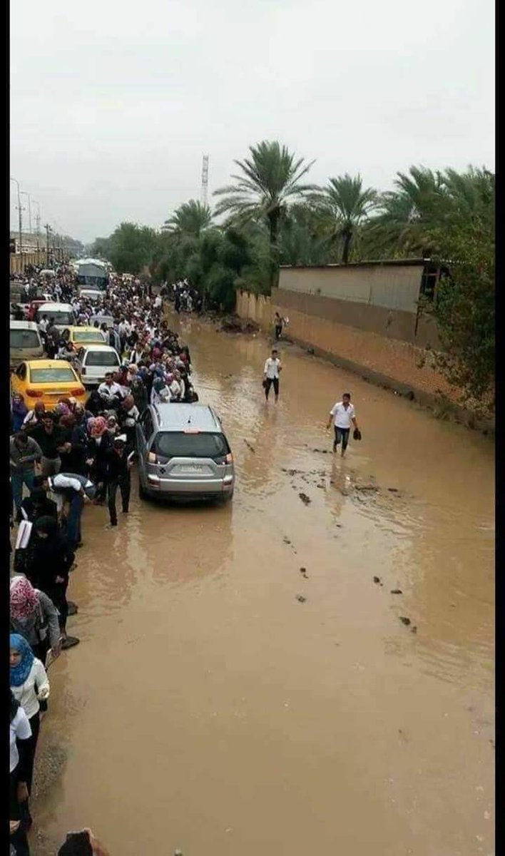Alial3nizi_'s tweet photo. اطلبوا العلم ولو كان بالصين مو بالطين يالكائنات 🌚..

#ماكو_وطن_ماكو_دوام https://t.co/EVASQe0X6F