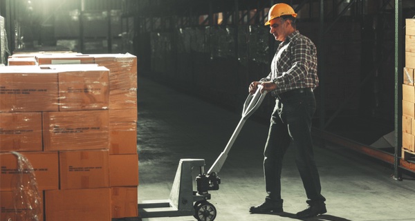 Vroege pick up routes in de ochtend hebben een aantal aantrekkelijke voordelen. Niet alleen voor de grote online ondernemers, ook voor de gezondheid van de mensen die er werken.
trunkrs.nl/blog/vanavond-…