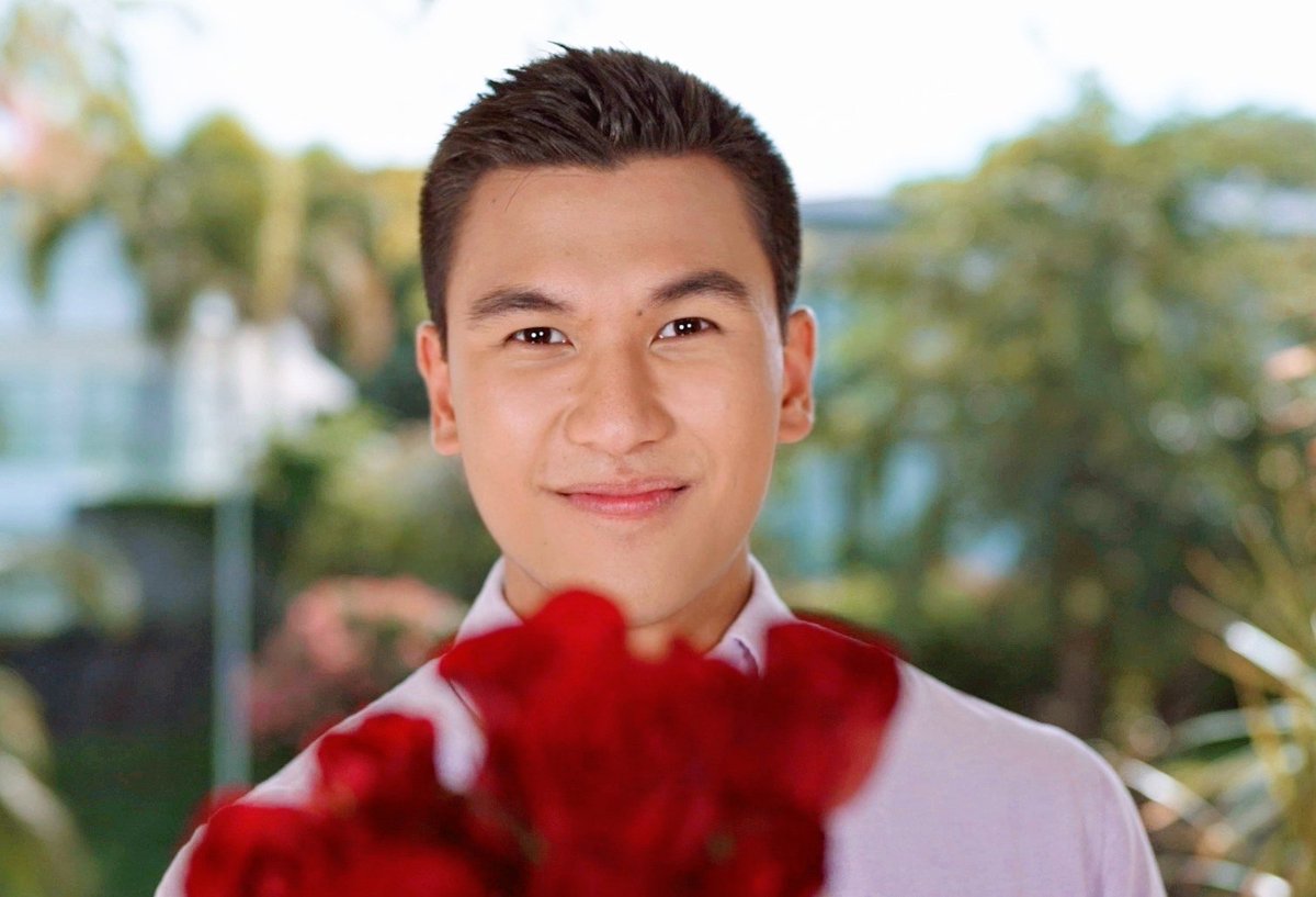 iamginoroqueiv's tweet photo. Thank you sa lahat na sumusuporta sa Be Mine perfume, Forza Sport Cologne and the Forza Barley! And now we are on 4 big LEDs in EDSA! This is because of you guys, your hard work in our direct selling business, our distributors and of course lahat ng mga tao na sumusuporta sa akin https://t.co/sMFW88bzAv