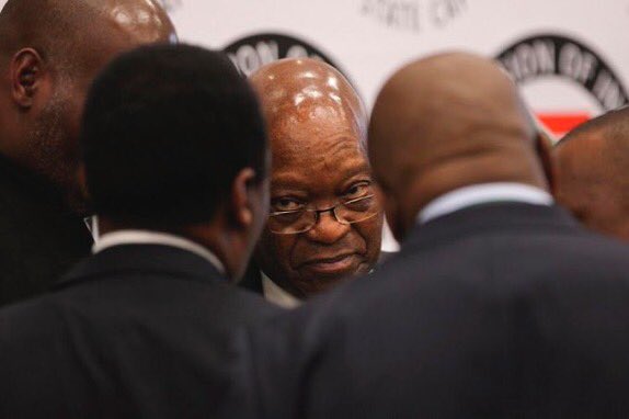 cyrusdoli's tweet photo. @thaboherman03 @DRDLR_online @PresidencyZA @nwpg_dard @DAFF_ZA Why are they denying you access 🤔🤔?

I don't understand, you not living in your farm? https://t.co/IlTYwbGium