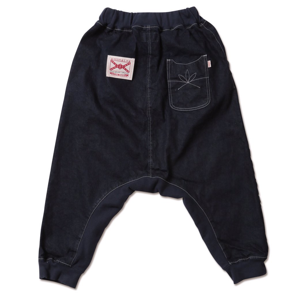 KATSUO_TxCxCxS's tweet photo. ちなみにアノラックと同じ生地でサルエルも作りました。

"APACHE-Stretch Denim Sarrouel Pants"

履き心地もシルエットもメチャクチャ調子良い☆

#ANIMALIA
#20sp
#アニマリア https://t.co/fl2RUn2ej9