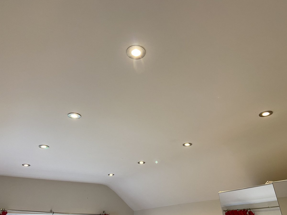 Mel Owen Electrical tweet media