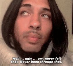 aphroluvsyou's tweet photo. y'all remain shady but i definitely deserve the golden apple
#spcnevertheless #ENG10 https://t.co/NiBkHajy70