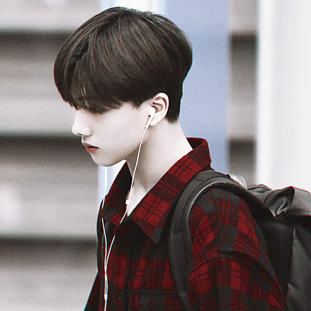แอคคนหล่อ tweet media