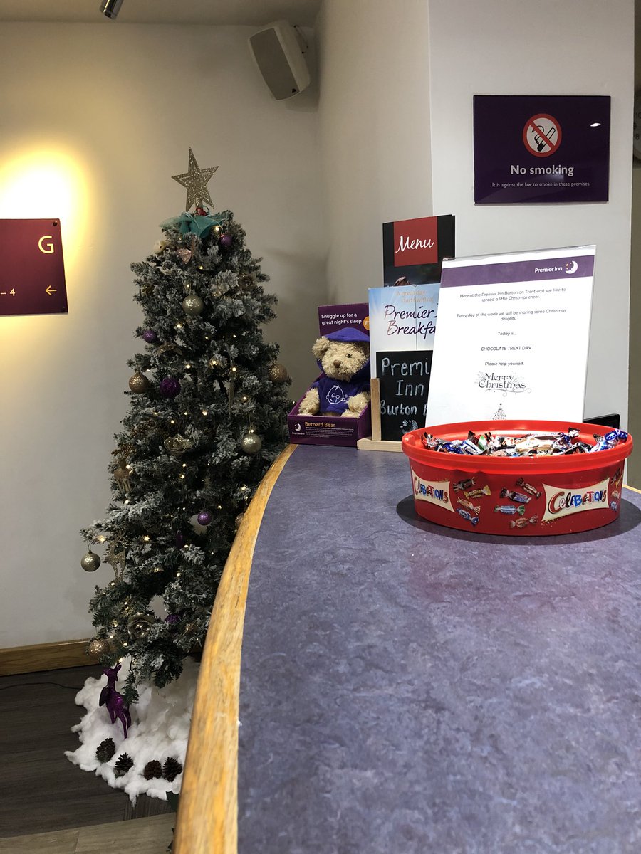 Premier Inn Burton East - we absolutely LOVE Christmas (and Chocolate) 🍫🎅🏻 #ChocolateTreats