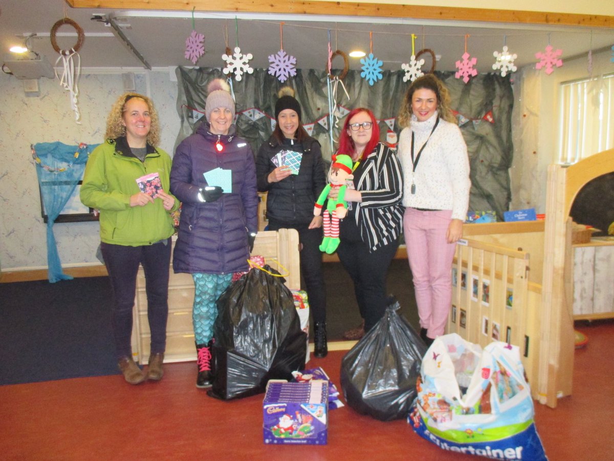 Wow! 🏆 Thank you THESE GIRLS CAN RUN for not only singing carols and wrapping gifts to fundraise at Blyth shopping centre, but for also purchasing gifts, wrapping them and delivering them in your cool camper can to Blyth Central Children’s Centre <a href="/barnardos/">Barnardo’s</a>  We are so grateful!