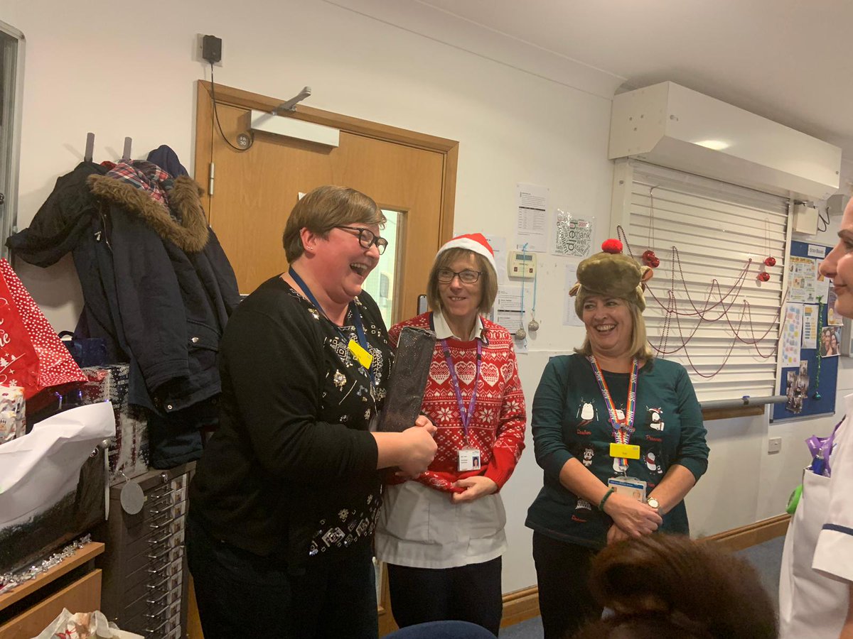 CommunityIndep2's tweet photo. Santa came to visit and brought pressies and food... hoping all our teams are enjoying the build up to the festivities @SolentNHSTrust #Christmas #celebrate https://t.co/cJnkb7sbhm