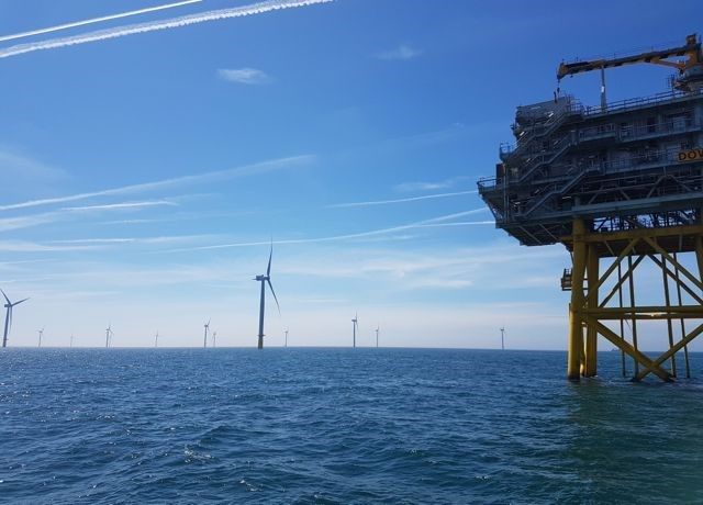 marinepowersys's tweet photo. Our class-leading technology used in #DualSub, #WaveSub and #WindSub will enable integration between #OffshoreWind (and other renewables) and offshore oil and gas production, to help deliver the UKβs net zero target.
Latest report from @OGAuthority - https://t.co/Lndj0gCOq3 https://t.co/cQF1FXJtGv