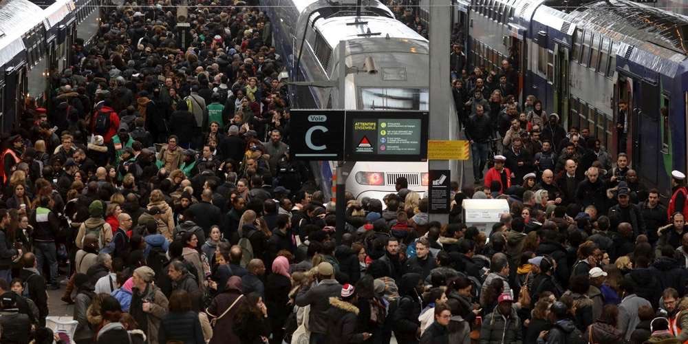 myagilepartner's tweet photo. The French are going on strike. A lot of train are canceled 😡 A sign for SAFe and its agile release trains? People will go in strike against SAFe ? 🤣😂 #safe #crazyme #agile #releasetrain #agilehumor #scrum https://t.co/0U45WwFs5m
