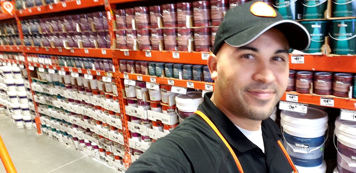 ChrisPerezThe1's tweet photo. Looking for the best paint at the best price...we got it! #store1251 #homedepot #wallpaper @JamesMandato @PeterSM1251 @daryl_hagen @nyyroro @JackieGiusti @Shane_Price2 @RmmKevin @PeteCapel https://t.co/Y41dKc7Dp3