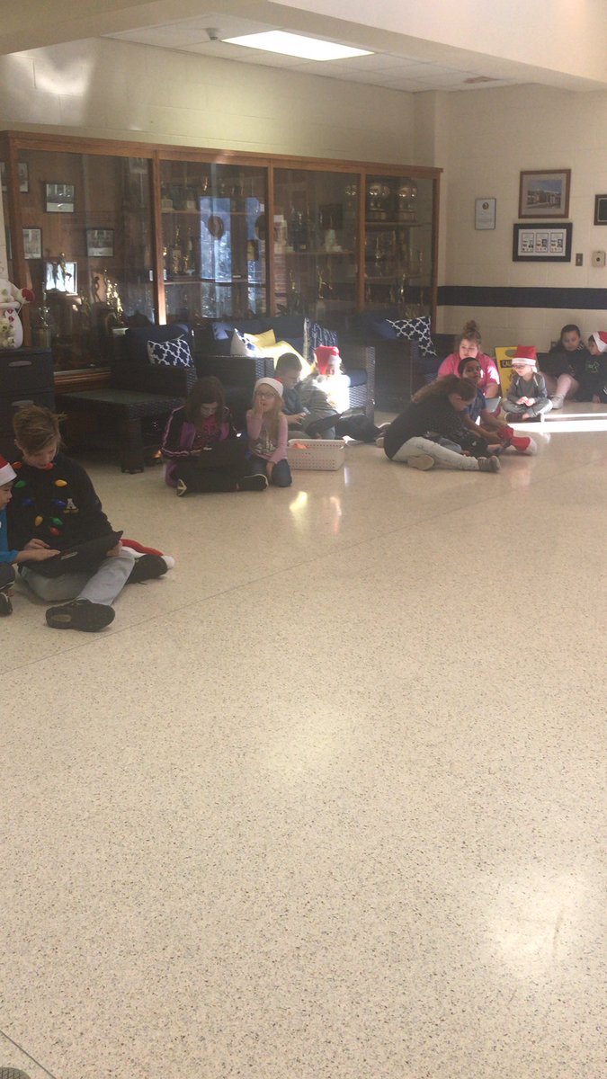 Fourth graders teaching kindergarteners coding ! <a href="/PGESchool/">PGElementary</a> <a href="/kteachthornton/">Ashley Thornton</a> <a href="/MElliottPGE/">Melissa Elliott</a> <a href="/McDowell590/">McDowell Co Schools</a>