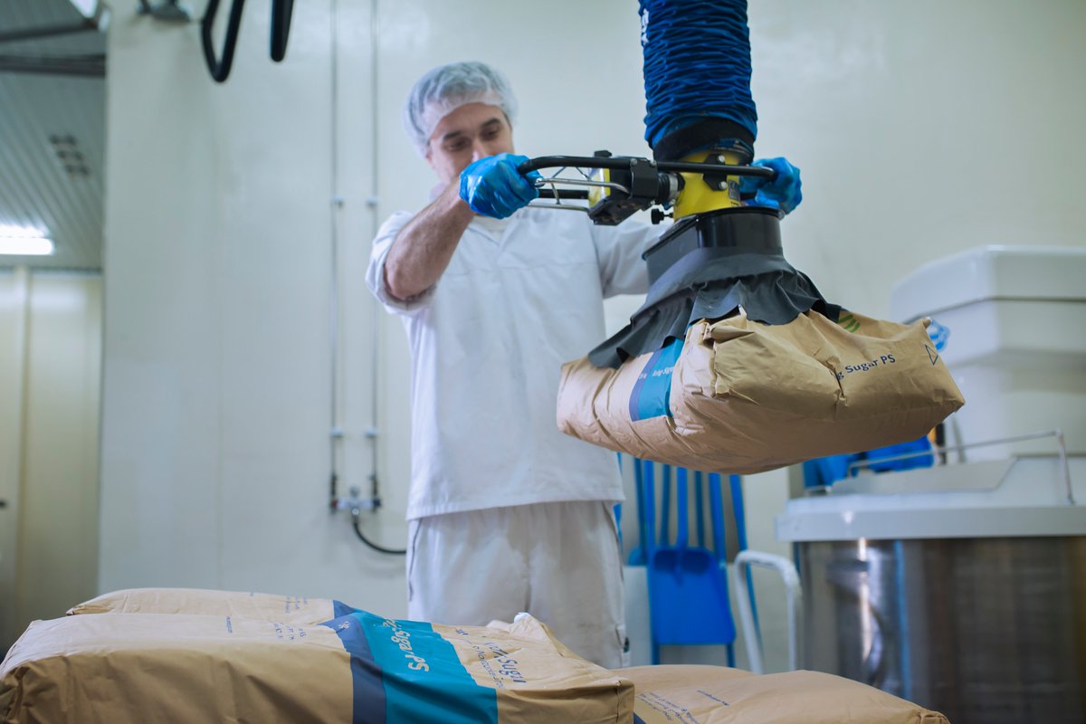 BIMATLT's tweet image. Salute e sicurezza, i fattori principali all'interno di un’impresa, specie in quelle dove la movimentazione manuale è un requisito fondamentale. I #manipolatori ergonomici a vuoto VacuEasylift tutelano i vostri lavoratori da inutili sforzi. #saluteesicurezza #bimat