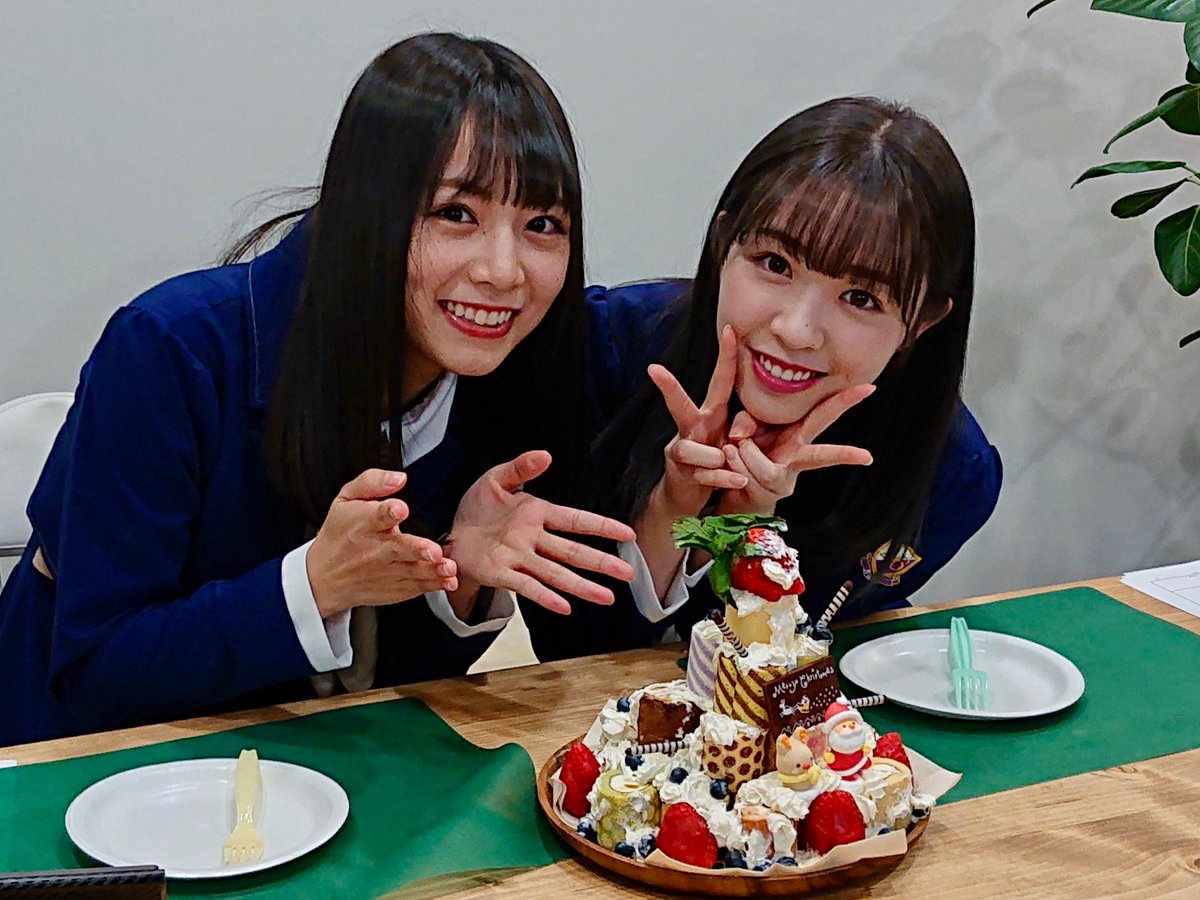 Showroom 猫舌showroom できるかな 乃木坂46 ロールケーキツリーとクリスマスリースを作りました ご視聴ありがとうございました 出演 北野日奈子 渡辺みり愛 宇宙兄弟 次回は12 25 水 時 です お楽しみに T Co Showroom 猫舌showroom できるかな 乃木坂46 ロールケーキツリーとクリスマスリースを作りました ご視聴ありがとうございました 出演 北野日奈子 渡辺みり愛 宇宙兄弟 次回は12 25 水 時 です お楽しみに T Co