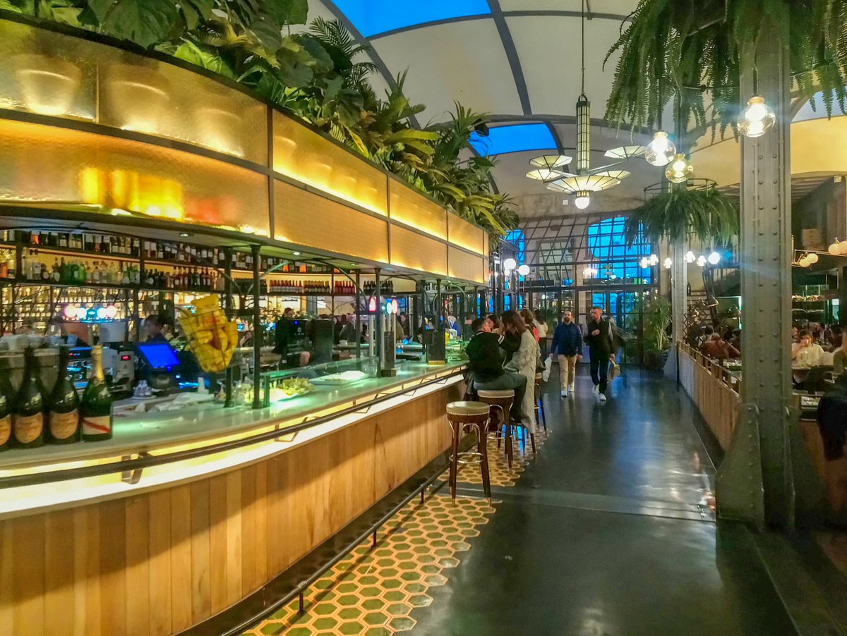 Coffee_Caminos's tweet image. If you're looking for design inspiration or just want to look at some fascinating decor, take a peek inside some of Barcelona's most creative interiors here: bit.ly/38JPwxg. 

#interiors #design #barcelona @BarceloRaval @Camper @sirhotels Photo of @elnacionalbcn.