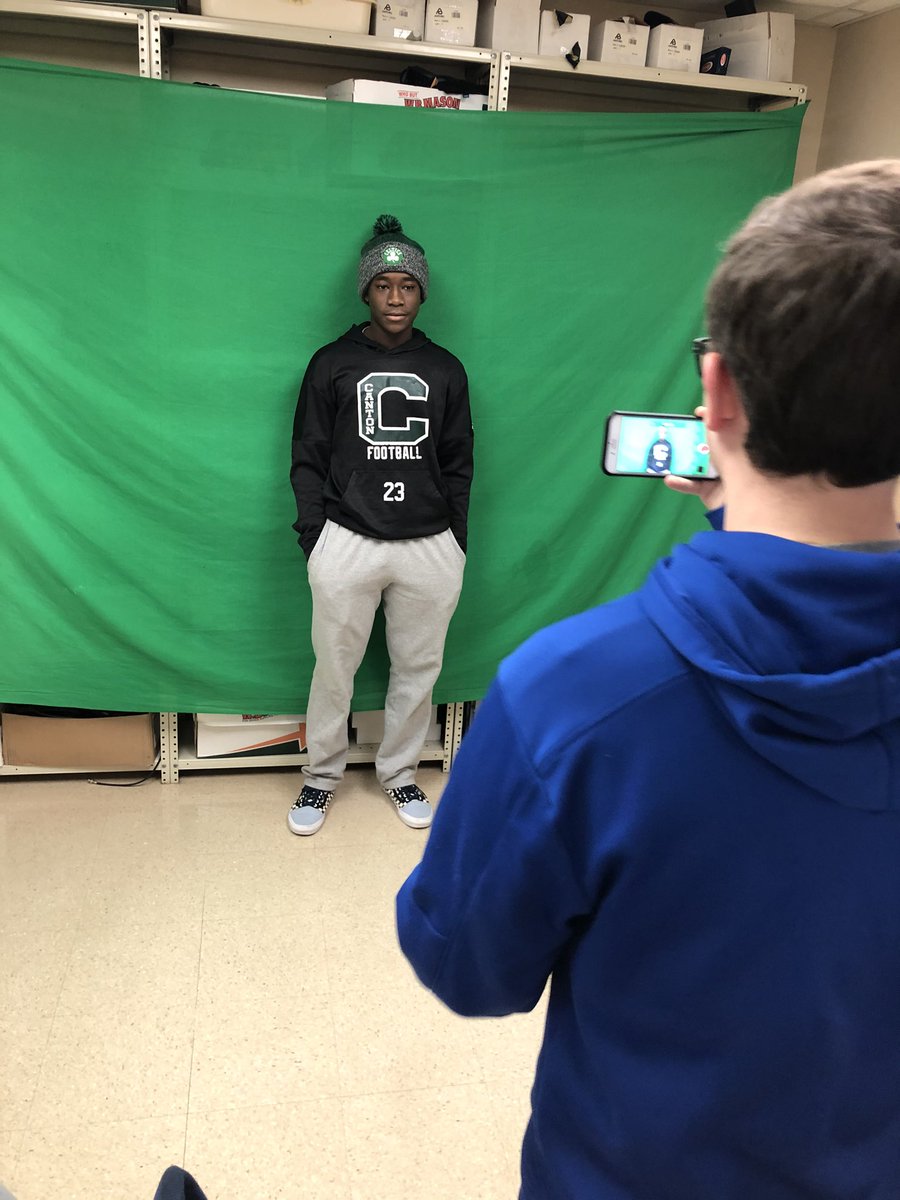 Canton_Super's tweet image. Television Production 2 students are engaged in writing scripts, conducting interviews on the green screen, and preparing clips for their shows.