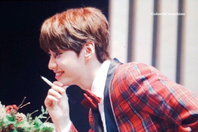 colorfulbabysun's tweet photo. 191218 #이진혁 #LEEJINHYUK https://t.co/tSUBHHZZiM