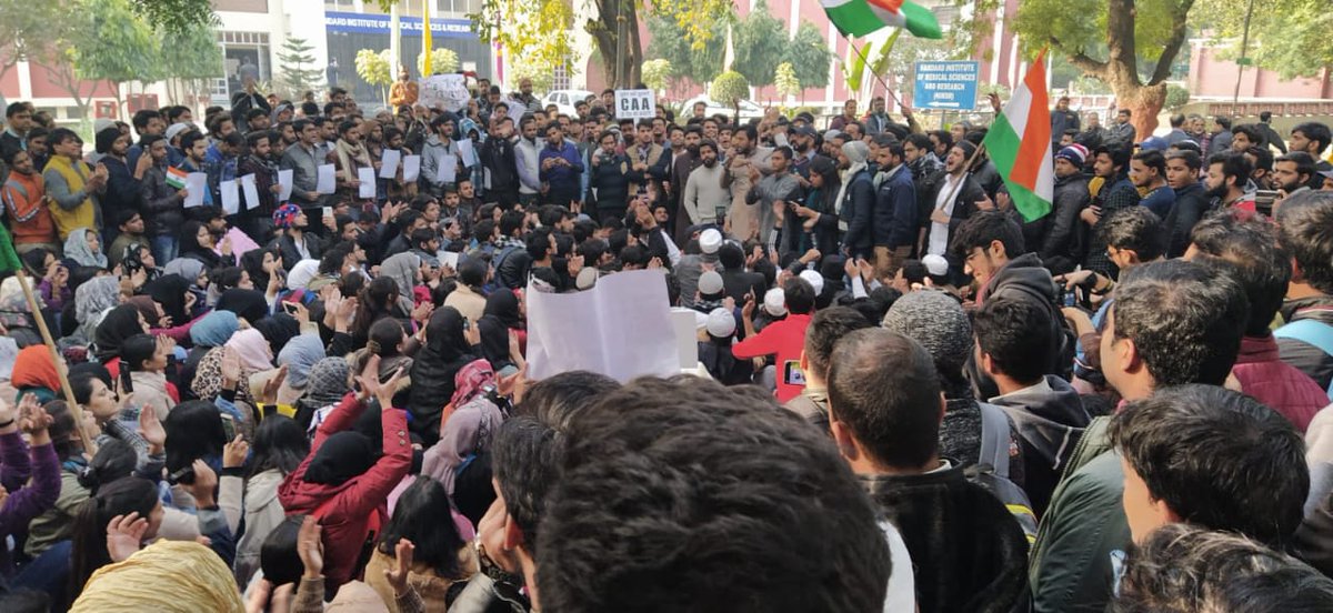 Peaceful protest in Hamdard university today, students showed solidarity with JMI and AMU.
These protests are not only about  muslims ,but also about the present and future of the country,
Any sane person can see through it.
#CAAProtest 
#stopdividingindia