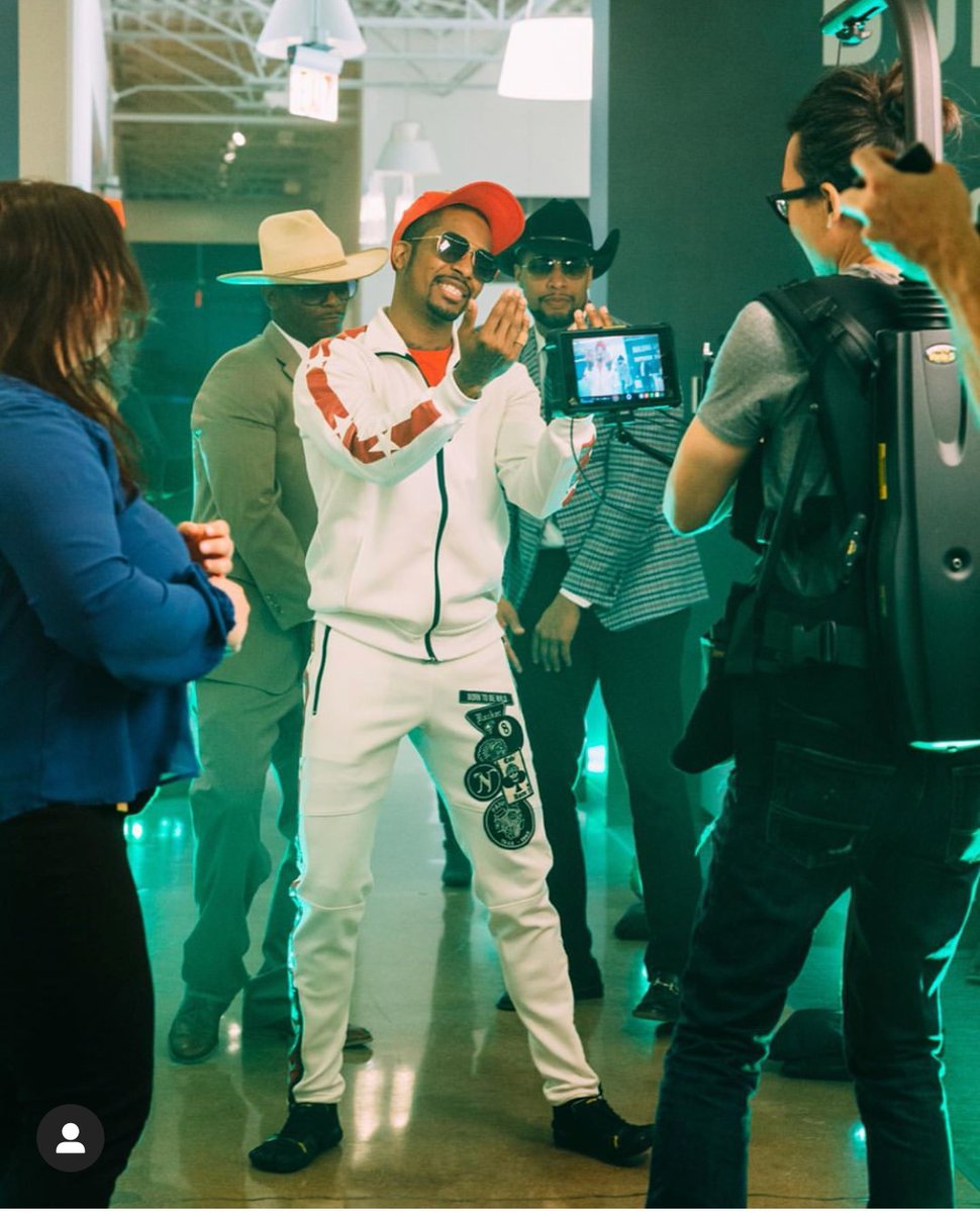 theUPcompanies's tweet photo. Coming this Friday! Stay tuned for an exciting project featuring @chingy! Make sure to turn on your notifications so you're the first to see what we've been working on!
#buildingup #oldtownroad #stlconstruction #stlouisconstruction #stlouis #chingy https://t.co/UTKHDEbEG7