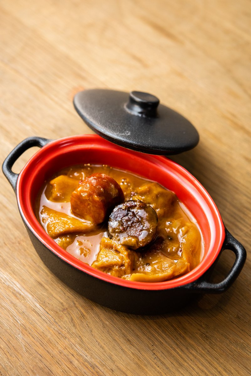 BarradeSando's tweet photo. Una de #Callos calentitos para compartir el frío de #Madrid? Ven a La Barra de Sandó a probarlos 🍴 https://t.co/bkL8BuMBgf