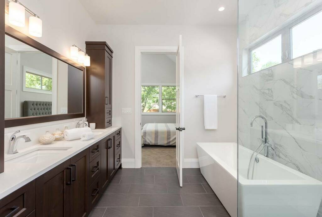 STLRemodeling's tweet photo. It can be daunting trying to prepare for a complete bathroom remodel.  As soon as you think you have it all figured out, another big decision needs to be made. We can help!
https://t.co/vPIFsWOBcE https://t.co/vPIFsWOBcE https://t.co/Vd7Kz6bQRk