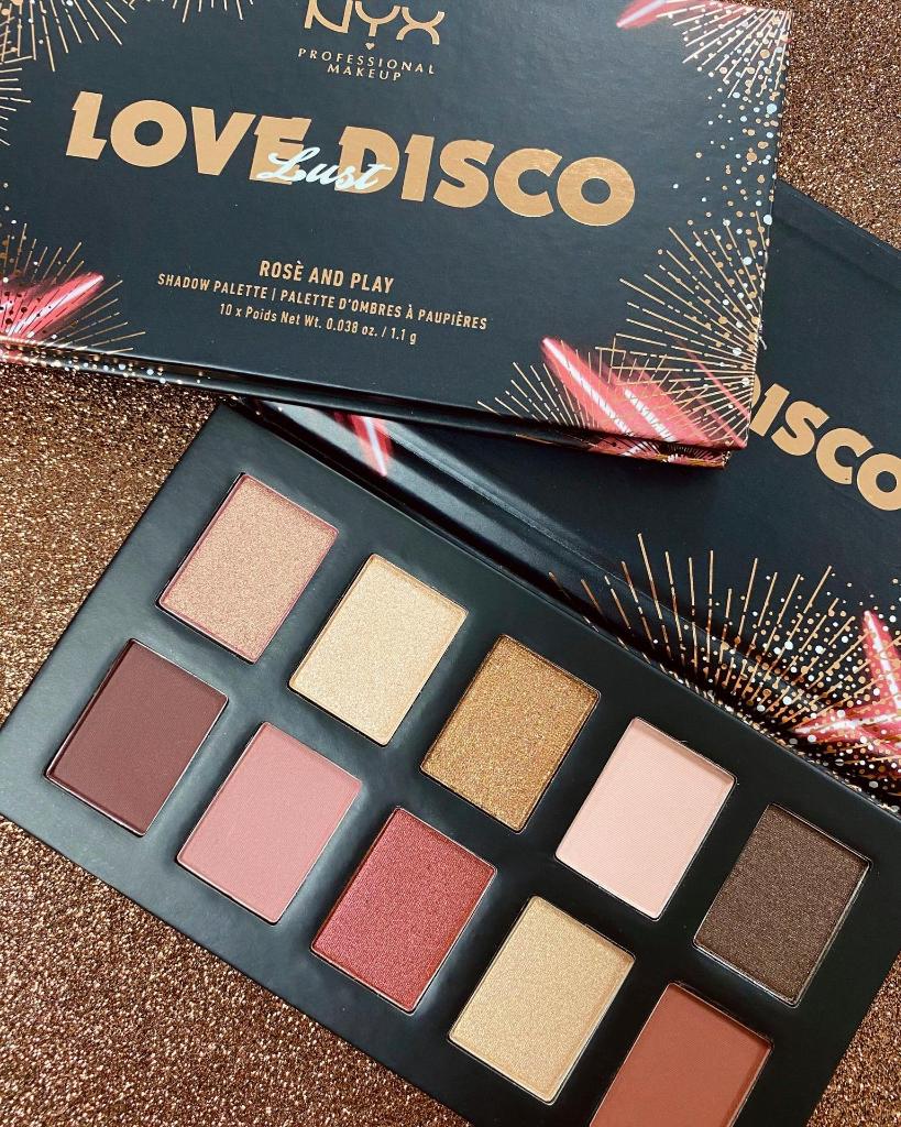 NYXCosmetics's tweet photo. 5 DAYS OF GIVEAWAYS! 🎁 Today we're giving 5️⃣ lucky winners our #LoveLustDisco Shadow Palette in 'Rosé &amp; Play' 🌹 ✨ Check back tomorrow for new prizes! 😉 
Enter here:
✨FOLLOW @nyxcosmetics
✨LIKE + RETWEET
✨TAG a friend
US Only. For Official Rules: https://t.co/9kogbVDi7u https://t.co/P2ekTPVF9d