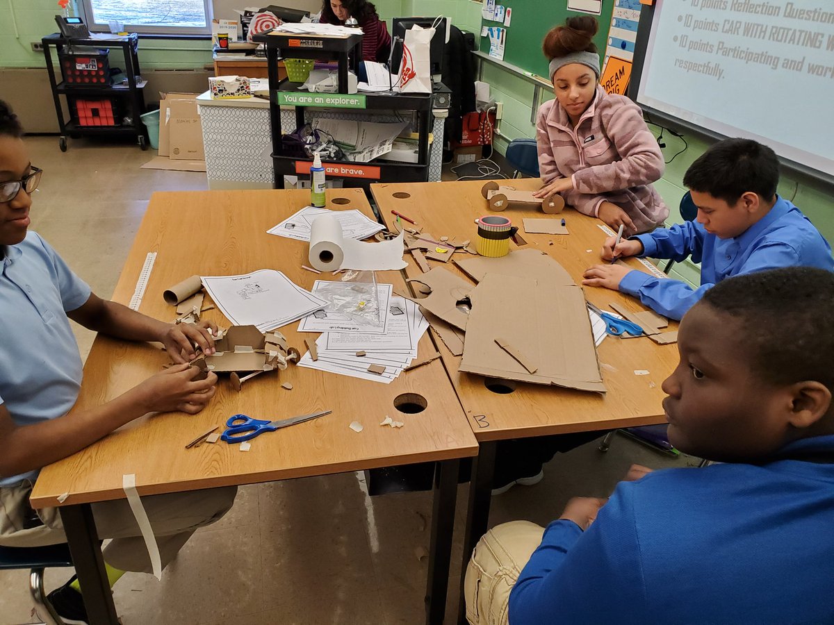 cmbisbee's tweet photo. Scott Middle School 7th graders are designing and testing a car for a STEM project. #scottms #schk12 #15k https://t.co/N8OMTdvghh