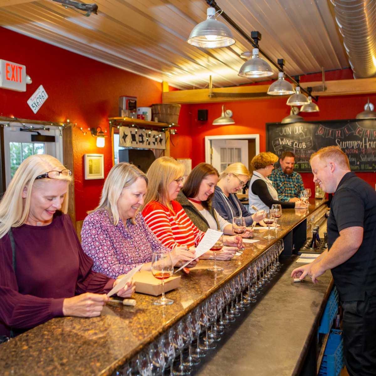 vantillwinery's tweet photo. Gift yourself something delicious, and join us for a delicious tasting! https://t.co/4otr9R1SC2