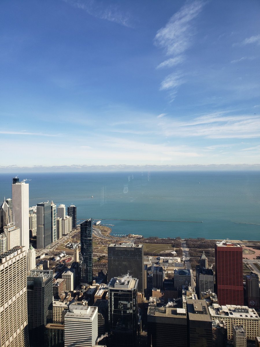 ThomasM55394061's tweet photo. From the Willis Tower in Chicago. @spann #Chicago #Christmas https://t.co/UziM0ZwgnE