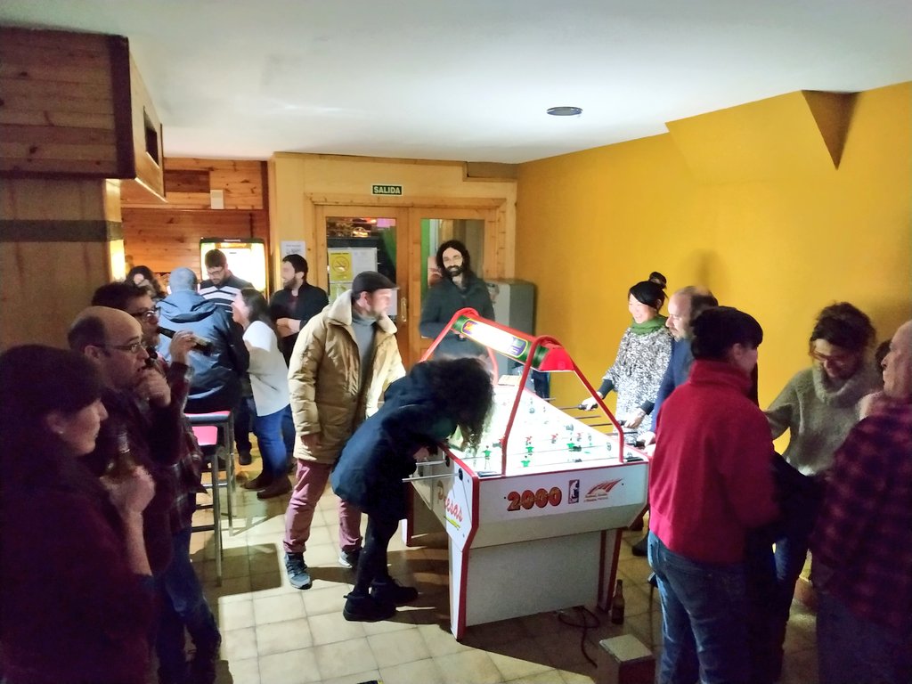 Como cada navidad, el Incipit echa el freno para celebrar el Torneo Waldo Vieira de futbolín. Iremos retransmitiendo resultados