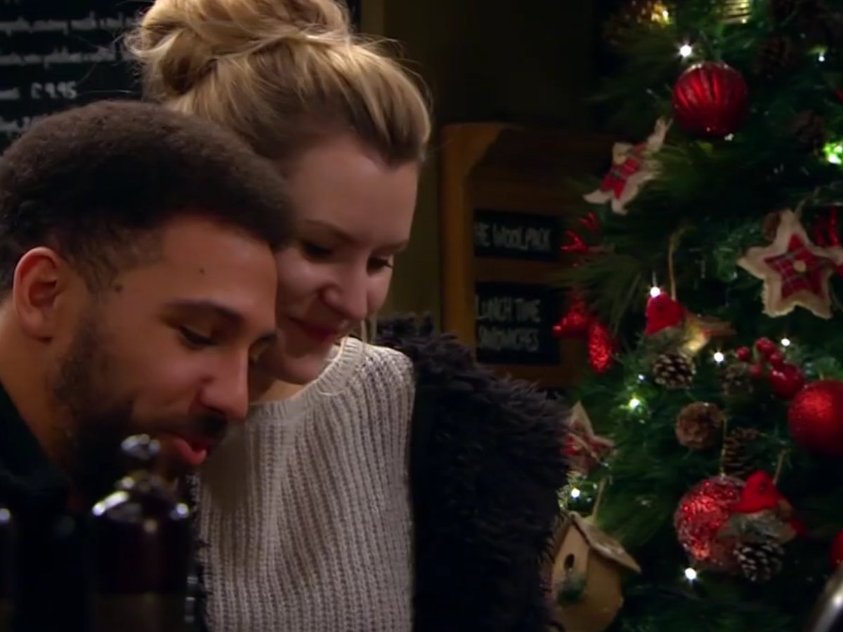 Ishipvanity's tweet photo. Happy dawn and Billy is everything #emmerdale #tailly https://t.co/zrYW0A33u2