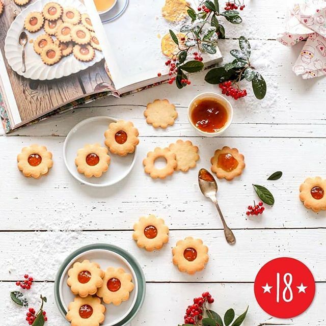 aquis_fr's tweet photo. 🎄Jour 18 👨‍🍳👩‍🍳 • Et si on préparait en famille des marguerites sablées à la confiture comme @sophiecuisine
? Retrouvez la recette en story 😉
.
.
.
#gouter #aquisfamily #bredele #biscuits #faitmaison #sablesdenoel #recettefacile #cuisinemaison #biscuitsconfiture https://t.co/aJ9uzRQyqY