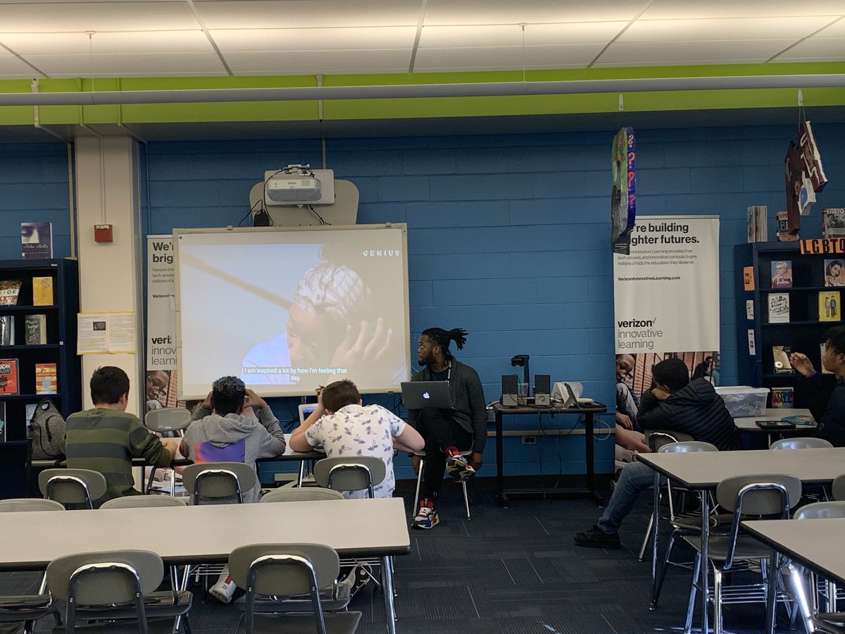 ColquittRegina's tweet photo. MakerSpace Workshop: Everyone Can Create Music all boys laying down beats and loops . #dpvils #chutelearners #weared65 https://t.co/dG4SGGFVMD