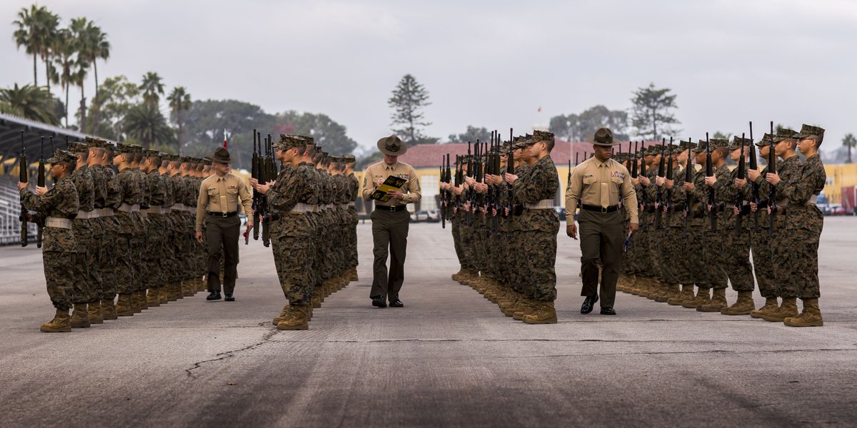 USMC tweet picture