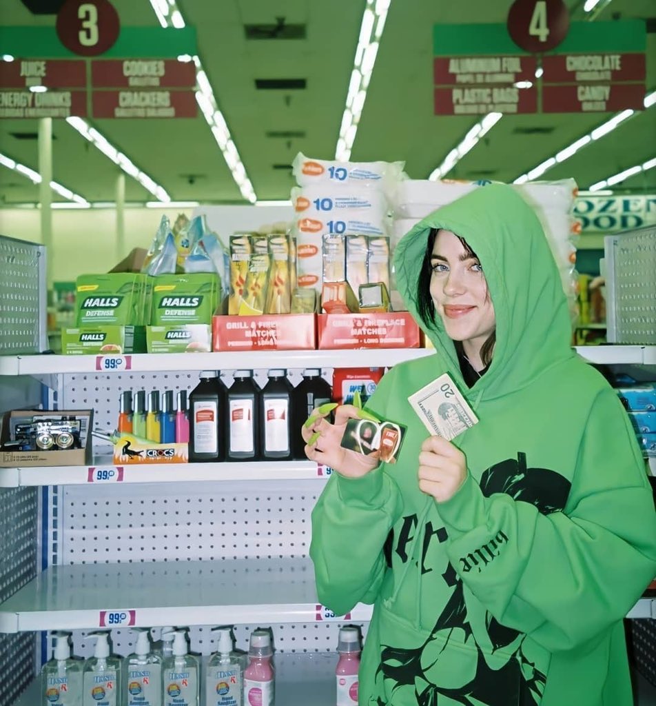 wishing <a href="/billieeilish/">billie eilish</a> a happy 18th birthday. 💚