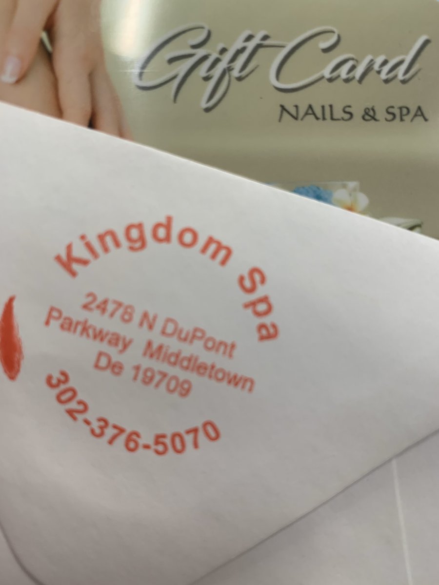 HUGE shout out to Kingdom Spa!! They donated gift cards to every single member of our staff! Happy holidays! ☃️<a href="/LorewoodElem/">Lorewood Grove Elementary</a>