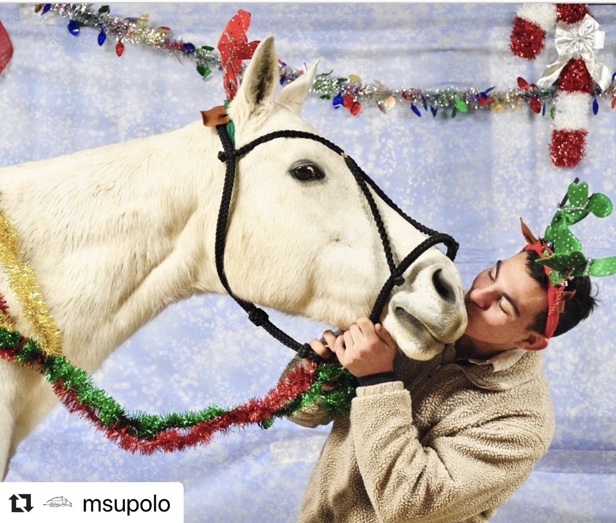 🥇for Best Christmas Couple Costume goes to...🐴🎄#ChristmasEve <a href="/ii_polo/">USPA I/I Polo</a>