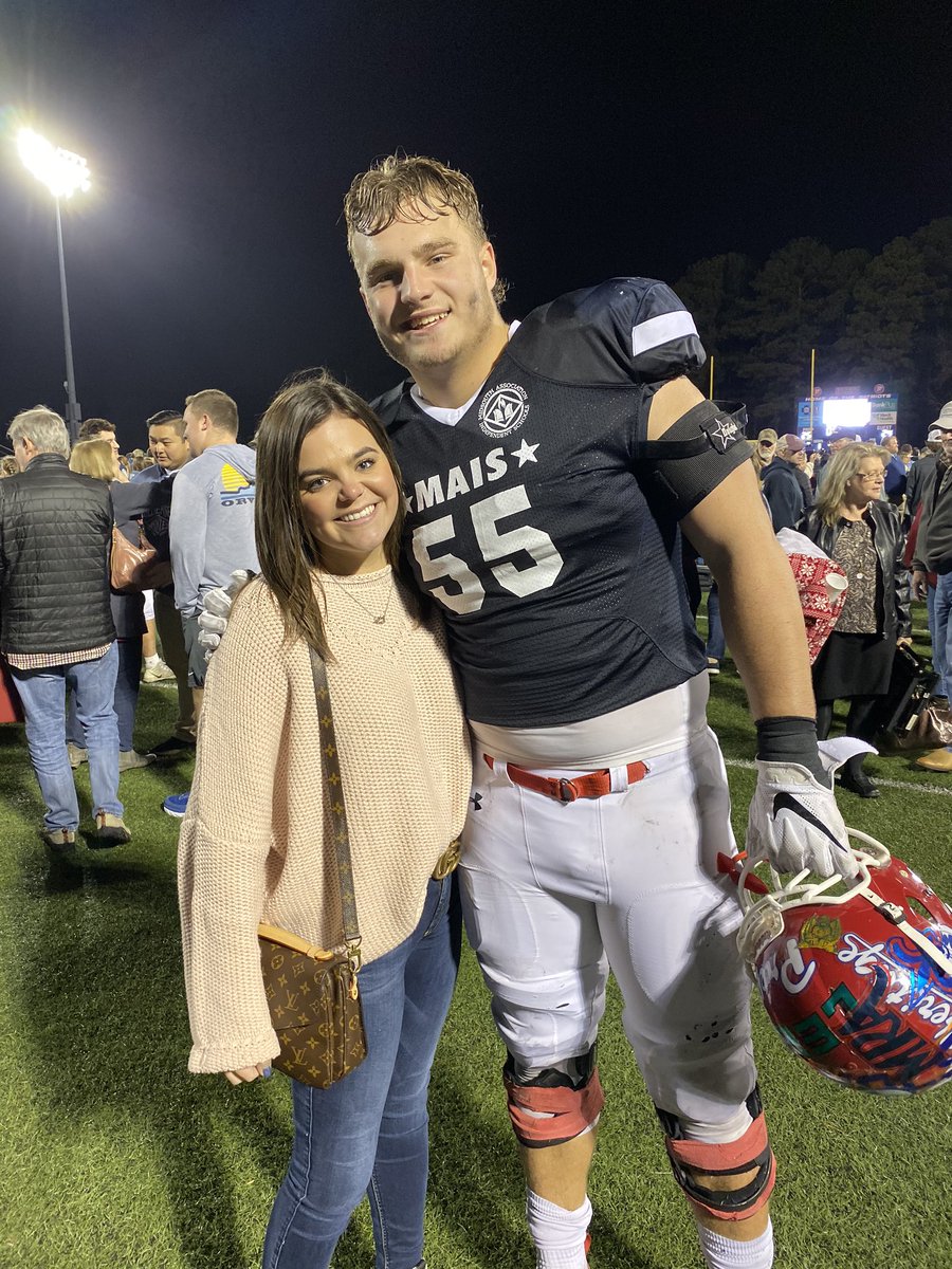 brooksfyfe1's tweet photo. super proud of my sweet friend for signing with olemiss :) love u e, do big things !! @AckerEli @OleMissFB https://t.co/TUqe6hyShX