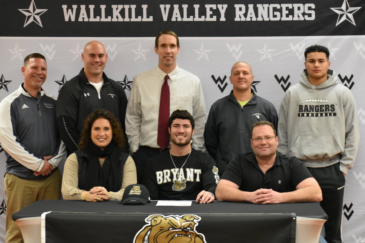 It's official...I'm a Bryant Bulldog!
Thanks to Coach Leach and everyone <a href="/WVRHSAthletics/">JONES_AD</a> for getting me to this point. I look forward to playing for <a href="/CMerrittMT/">Chris Merritt</a> and <a href="/BryantUFootball/">Bryant Football</a>