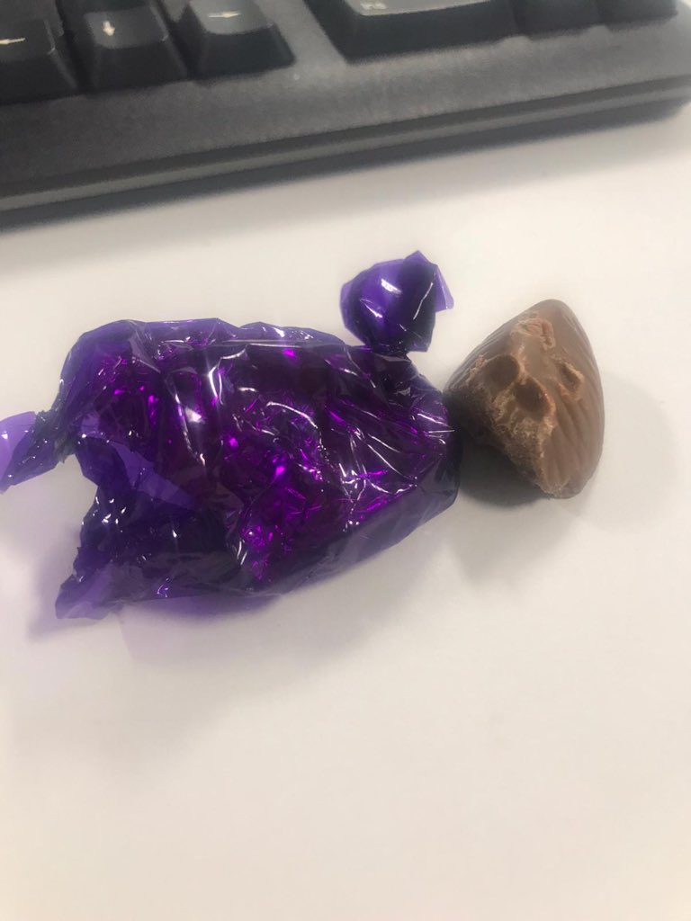 gem_scales's tweet photo. @QualityStreetUK on a serious note, every purple one in our tin of quality streets is just solid chocolate #christmasisruined https://t.co/dzHx9iQgLY