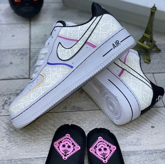 splitape's tweet photo. BEST YOU PLUG IN FOR LEGS
.
Nike Air Force 1
..
Size 40-45
.
Price: NGN24,000
.
Whatsapp 08114703695/DM to make Order
.
Check through tweets for more
.
#KicksOnFire #innoson #sneakers #atiku #ragnar  #37billion #ariana #NairaMarley #seyimakinde #BehappyChallenge #TaylorSwift https://t.co/XtPXHTh0KZ