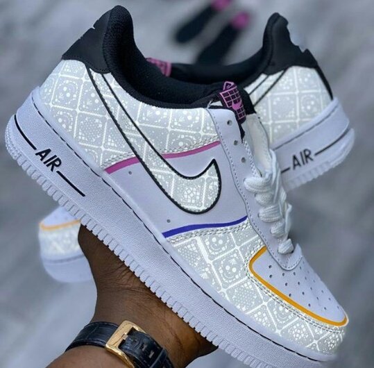 splitape's tweet photo. BEST YOU PLUG IN FOR LEGS
.
Nike Air Force 1
..
Size 40-45
.
Price: NGN24,000
.
Whatsapp 08114703695/DM to make Order
.
Check through tweets for more
.
#KicksOnFire #innoson #sneakers #atiku #ragnar  #37billion #ariana #NairaMarley #seyimakinde #BehappyChallenge #TaylorSwift https://t.co/XtPXHTh0KZ