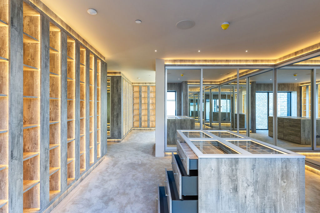 Guy Phoenix tweet media