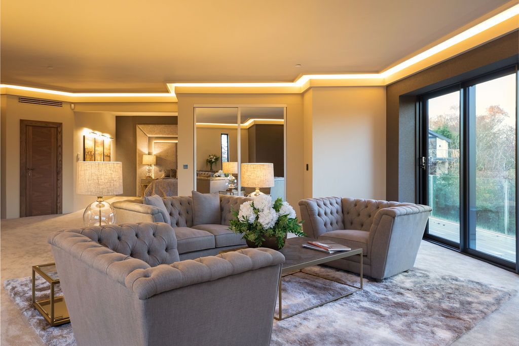 Guy Phoenix tweet media