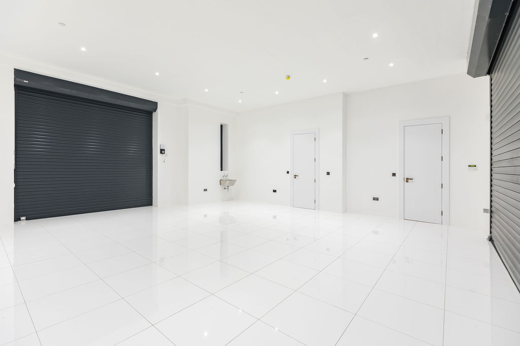 Received more images from our friend Harry Cooper, thanks again Harry! All enquries to sophie@guyphoenix.com 

#GuyPhoenix #GuyPhoenixHomes #Luxury #TrueLuxury #Hermitage #Edwalton