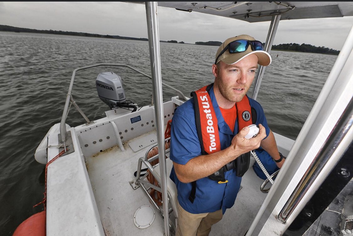 Wear-it Wednesday🚩
Capt. Alex wearing his inflatable lifejacket earlier this year. We’re in float coat/ anti-exposure suit season now on the Chesapeake but our message remains the same, lifejackets save lives. Send us YOUR photo, help us raise lifejacket awareness! 
<a href="/BoatUSFdn/">BoatUS Foundation</a>